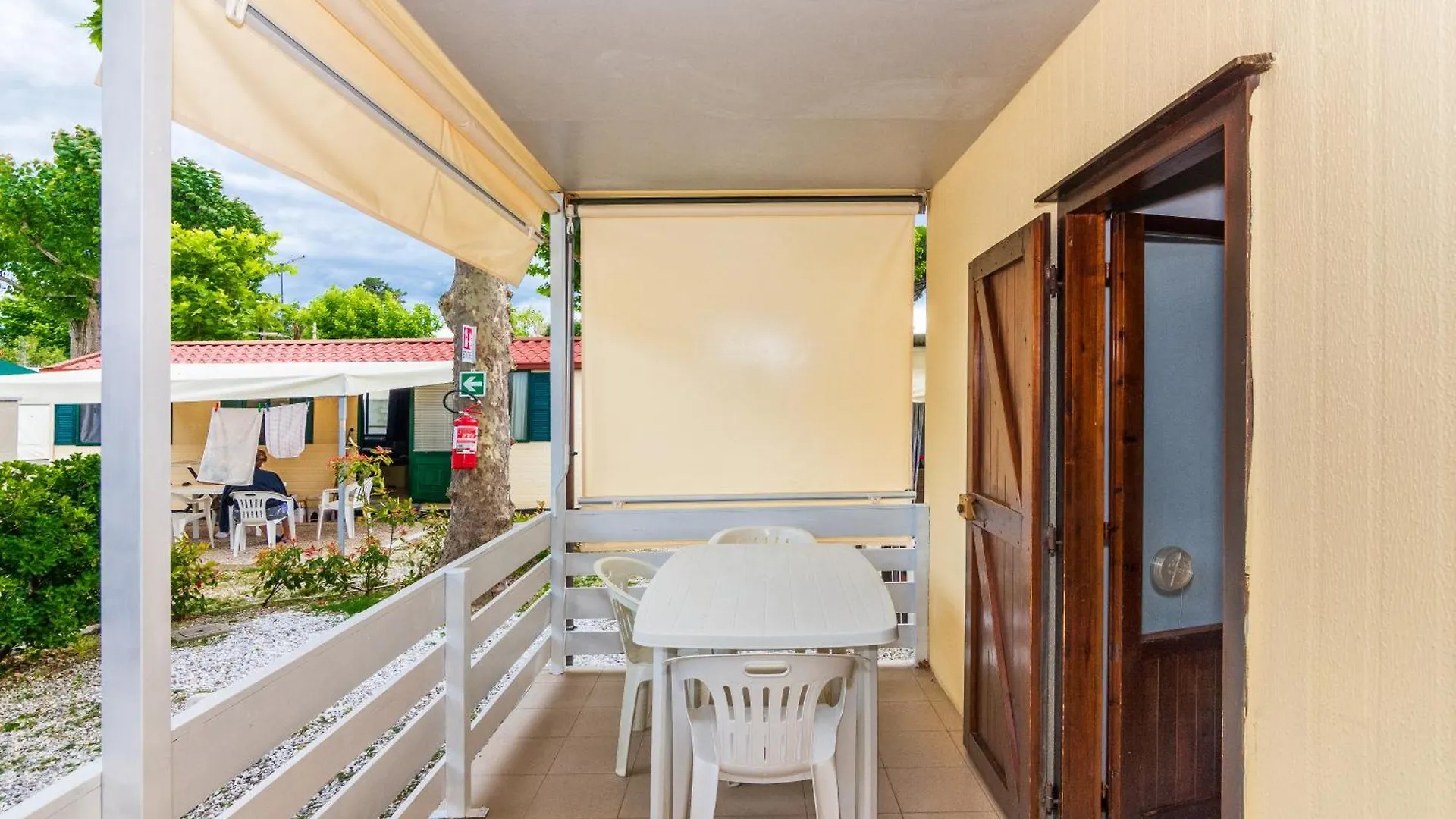Campsite Camping Europa Marina di Massa Italy