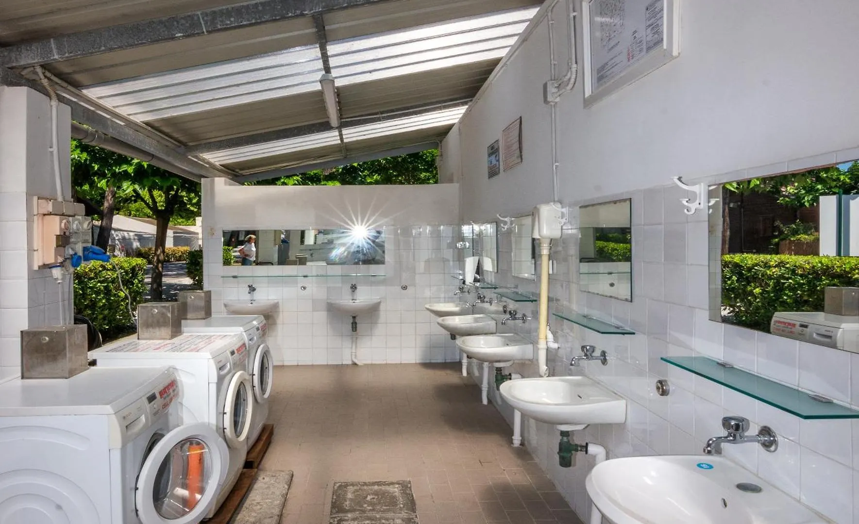 Camping Europa Marina di Massa Campsite
